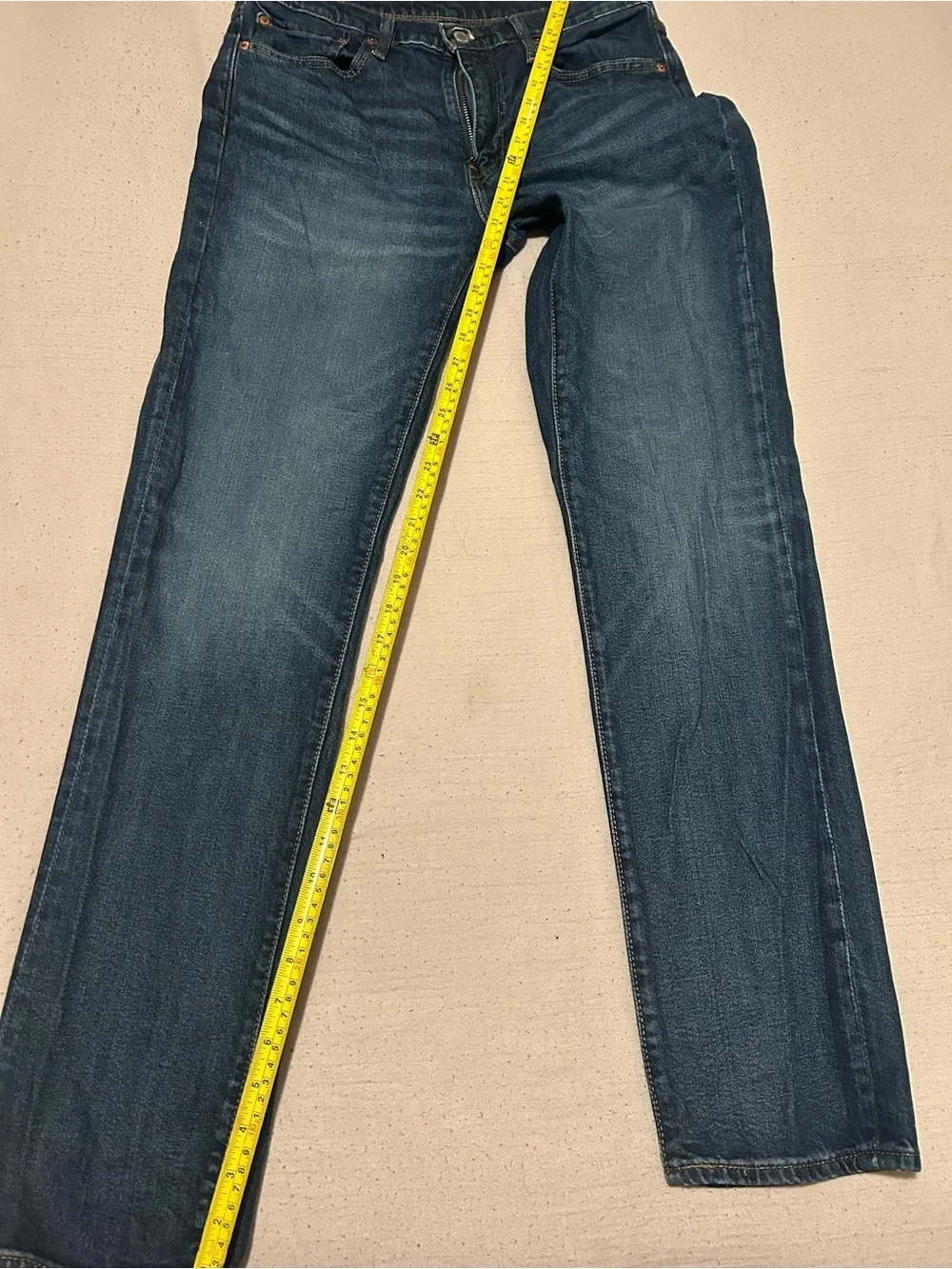 Levi's Men's Dark Blue Jeans straight leg 33x34